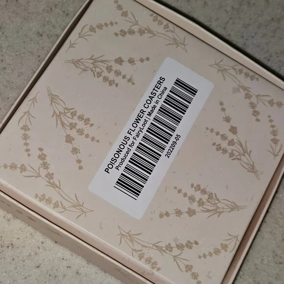 FAIRYLOOT Botanic Coasters Botanical Plants Fairy core Cork Bottom Round - Picture 2 of 2